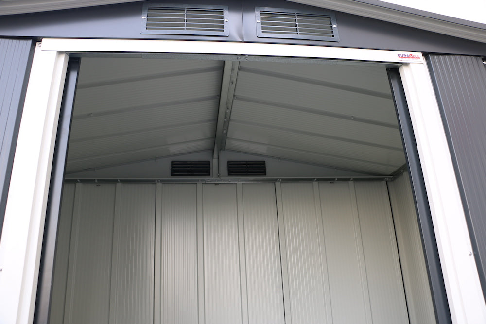 Duramax ECO 1.92 x 1.13 m with ventilation system and double sliding doors.