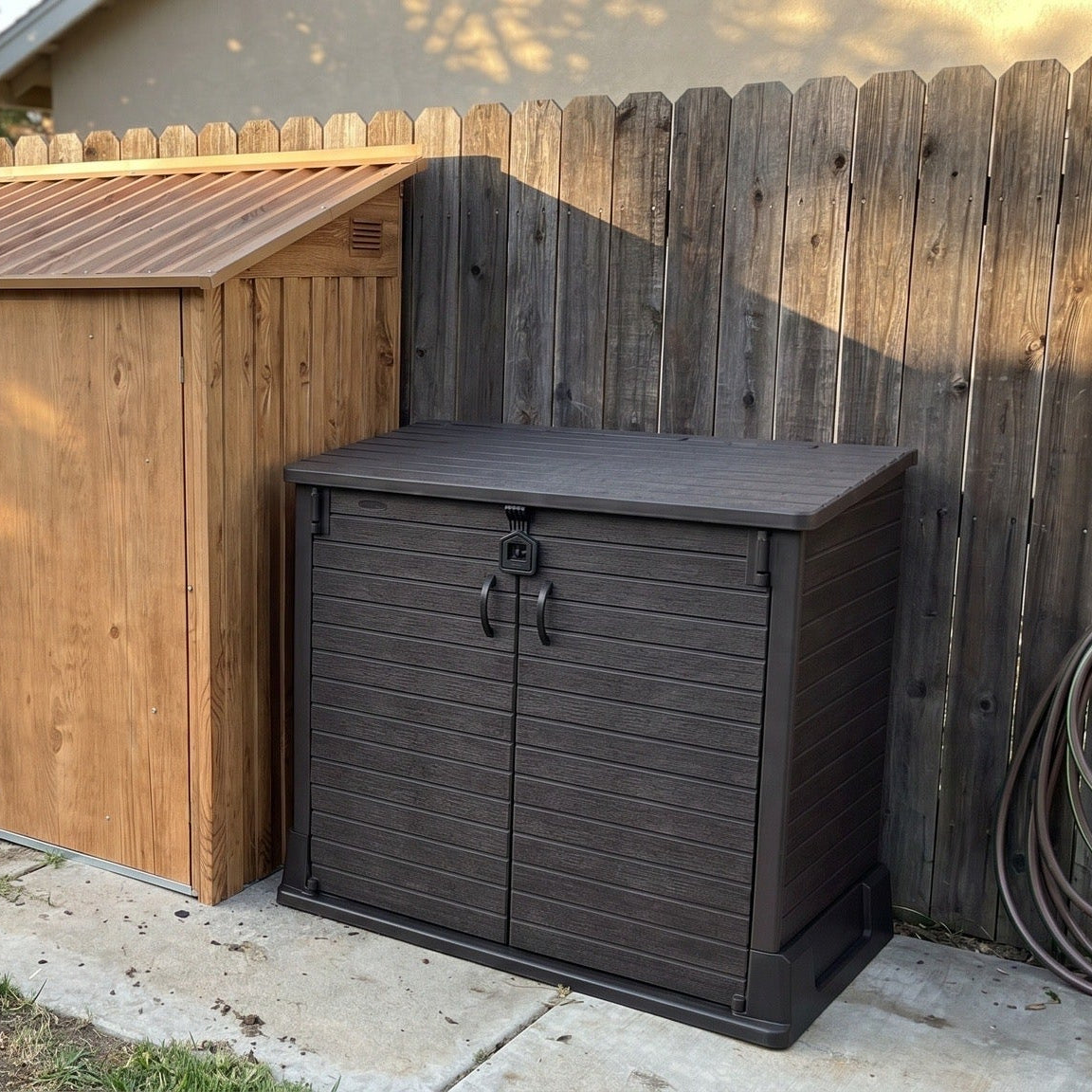 Duramax StoreAway 850L Plastic Storage Shed, Dark Brown