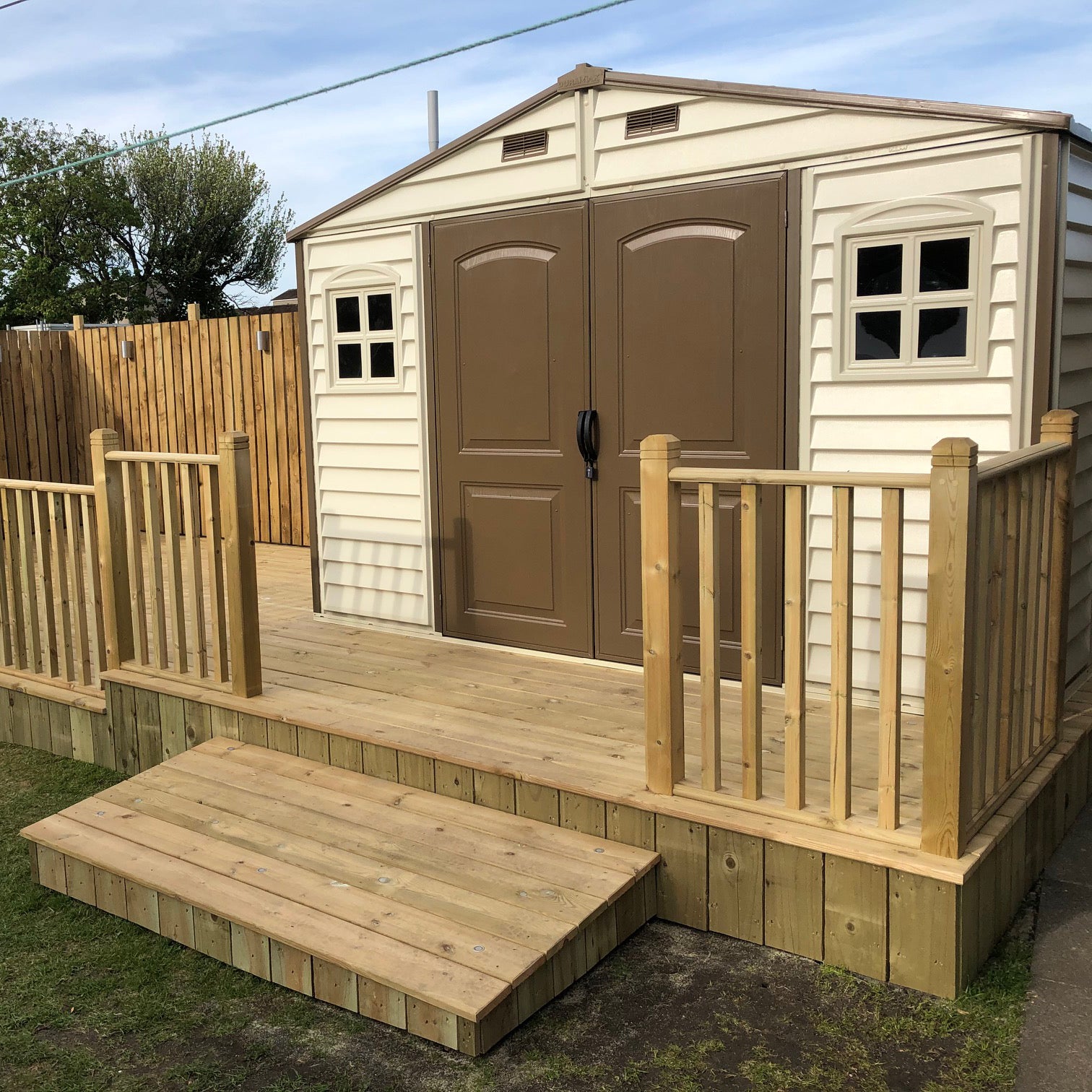 Duramax WoodSide 3.19 x 2.40 m Plastic Shed